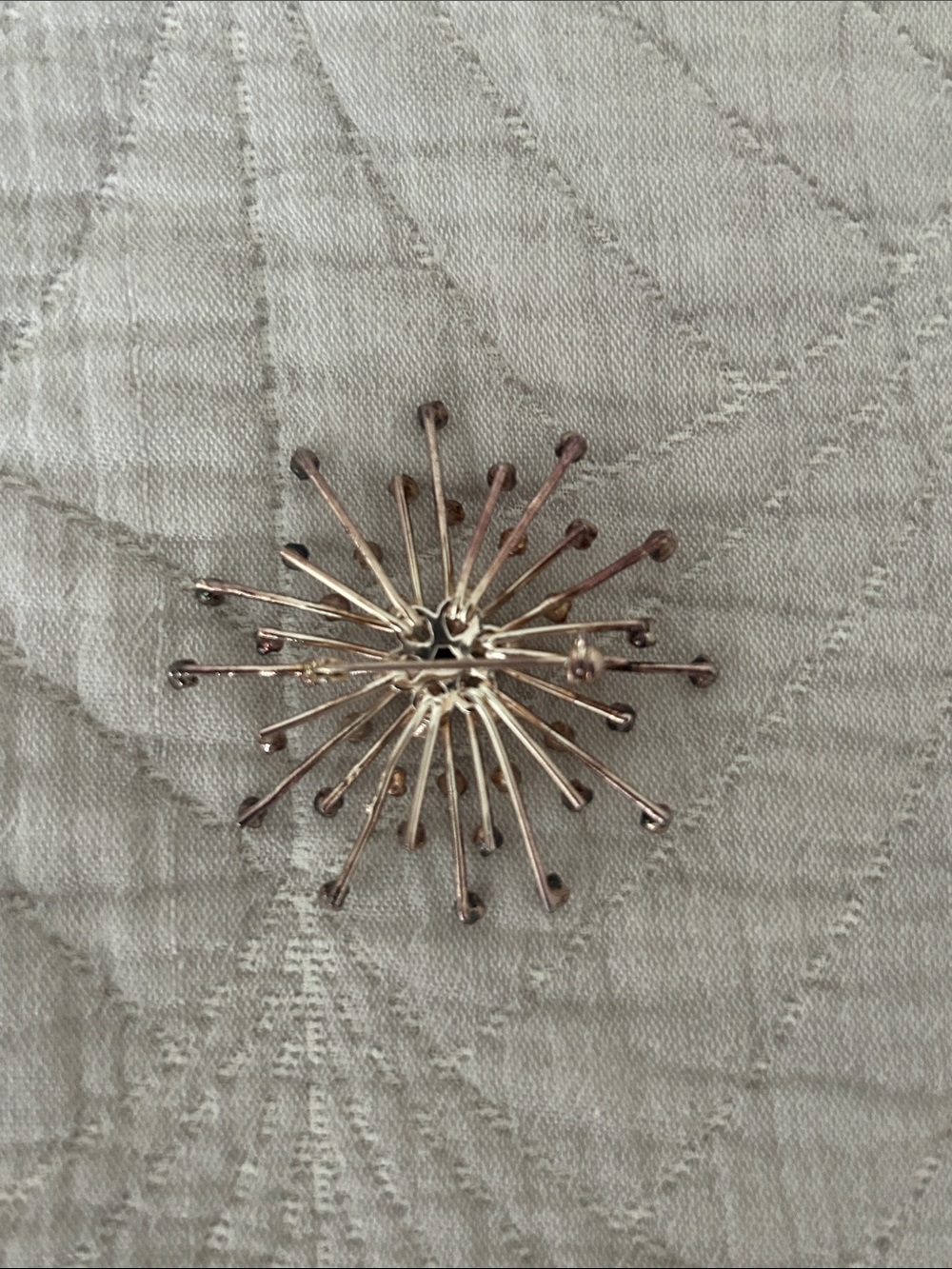 Metropolitan Opera brooch - Picture 2 of 2